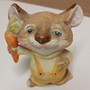 🩷Mouse figurine W/carrot